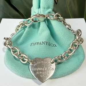 ❤️ Tiffany & Co. Heart Tag Bracelet in Silver